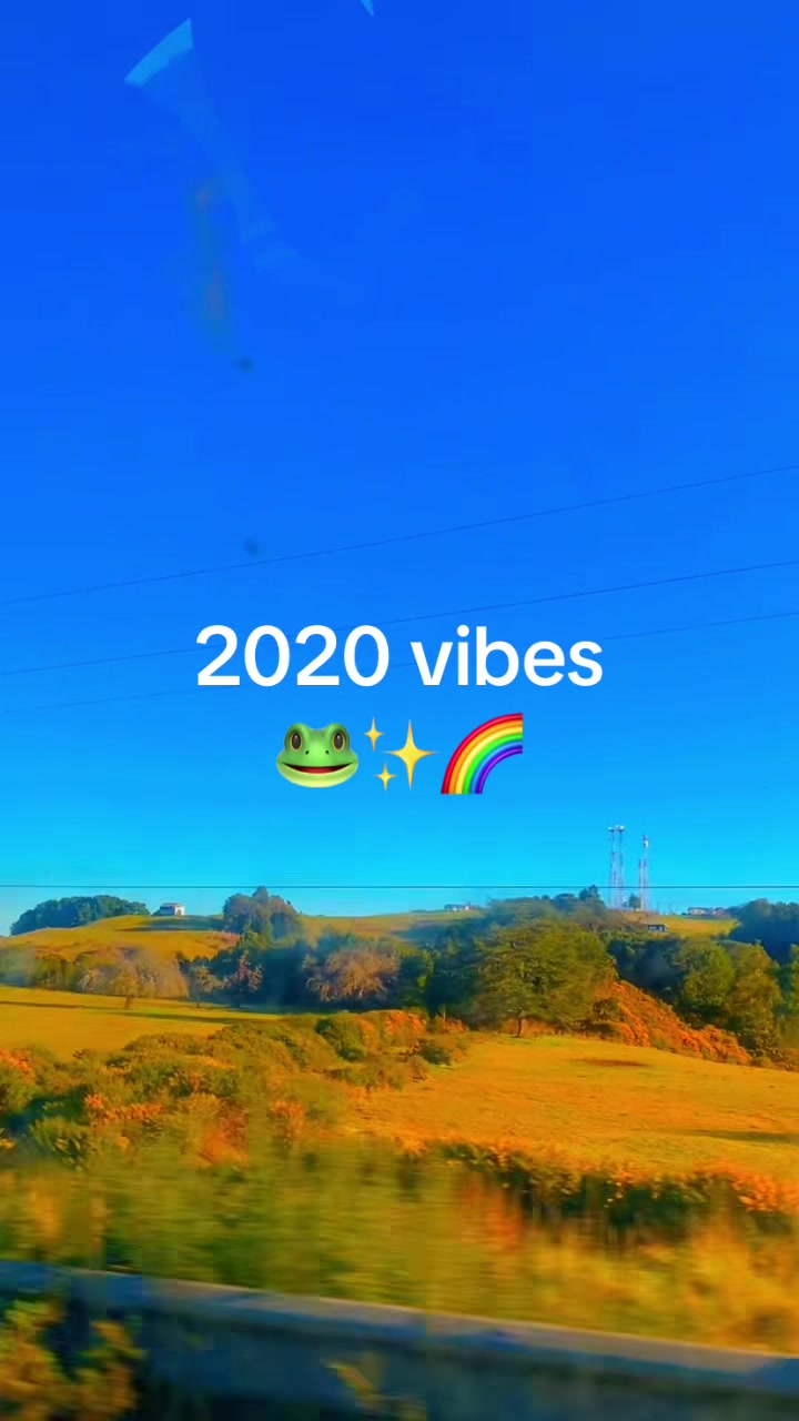 @𝙲 𝙷 𝙰 𝚁 𝙻 𝙸 𝙴 ✨