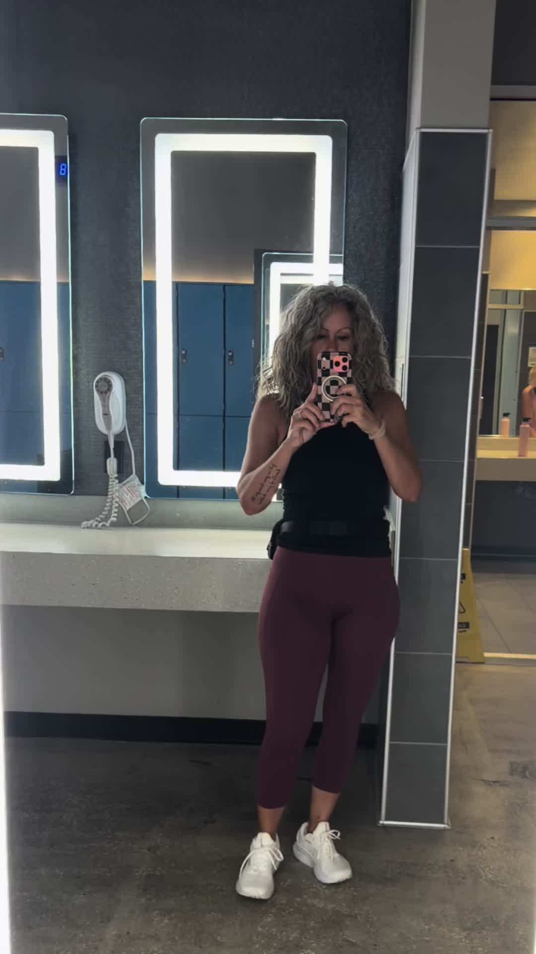 @DeziShell