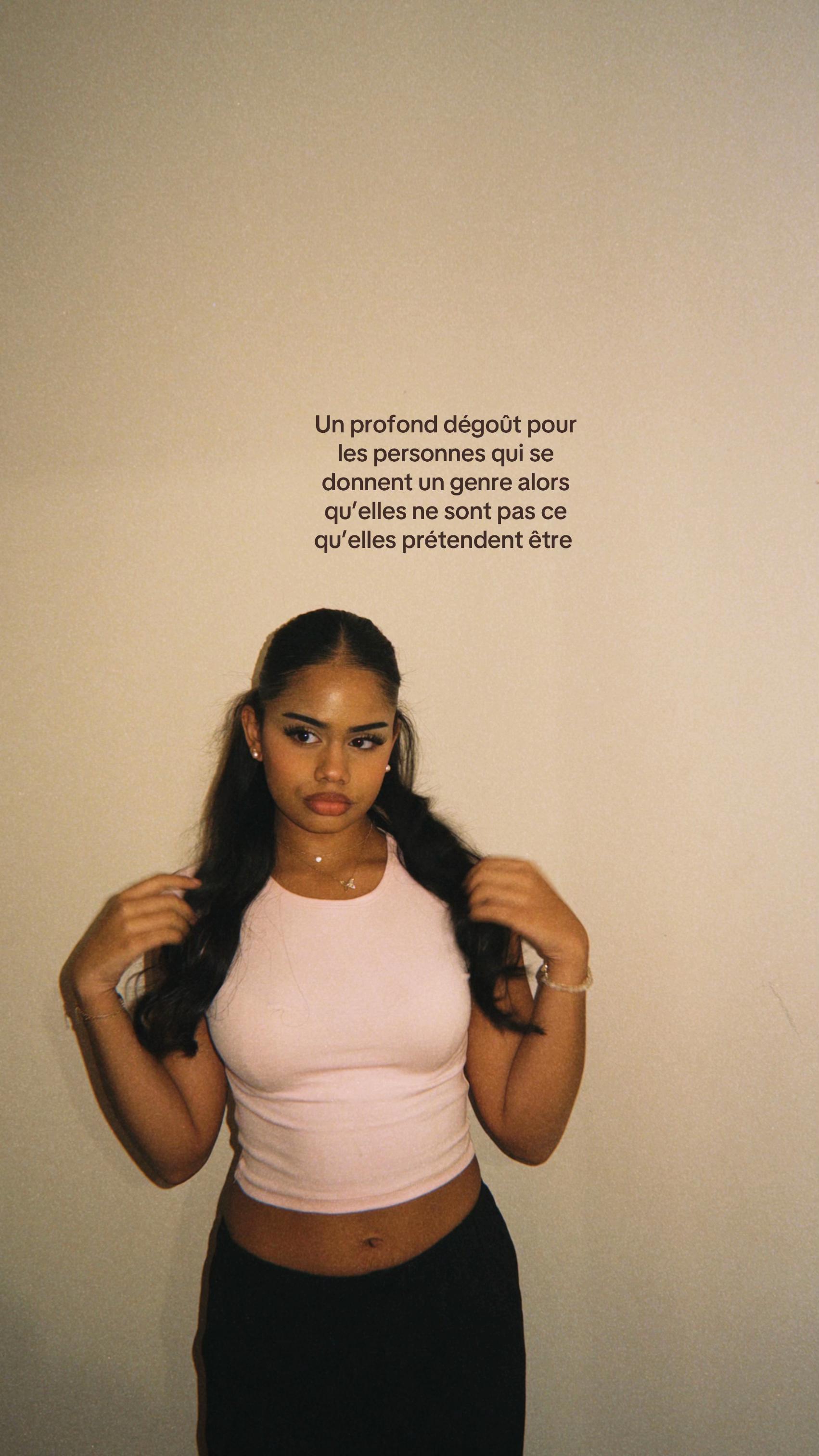 @𝘚 𝘖 𝘍 𝘐 𝘈 𝘈