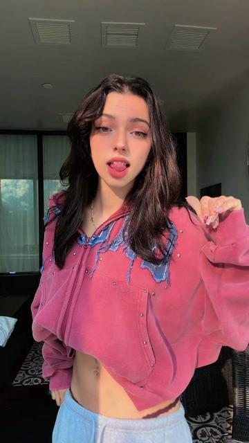 @Xmindsworldx