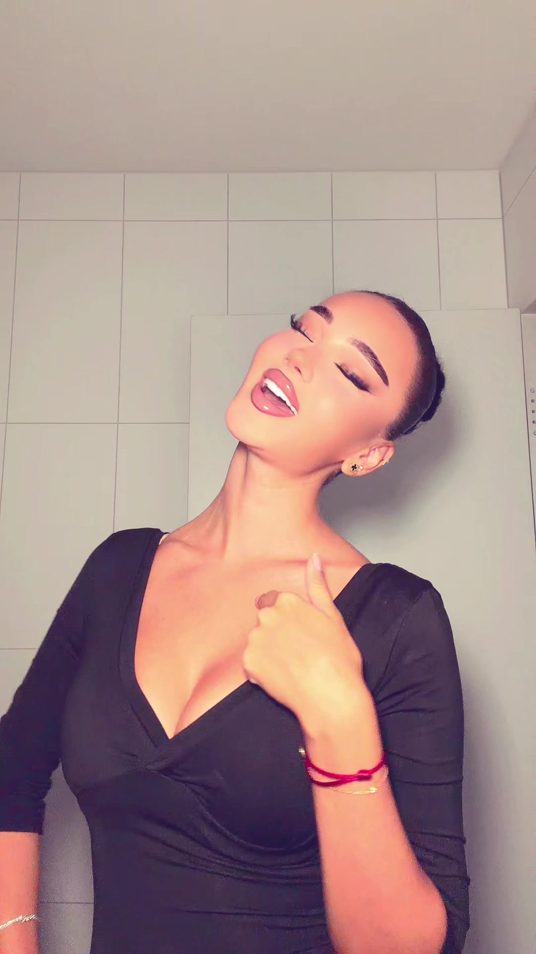 @Notdzana