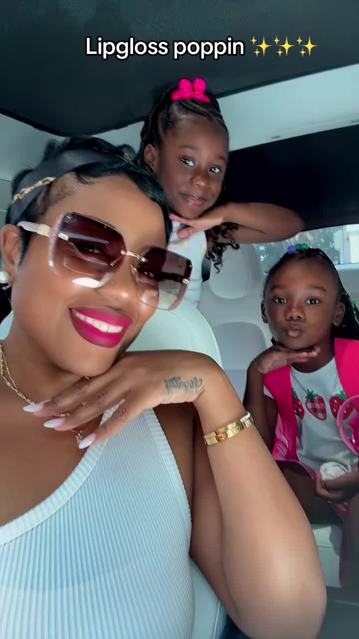 @its_mrs_tee