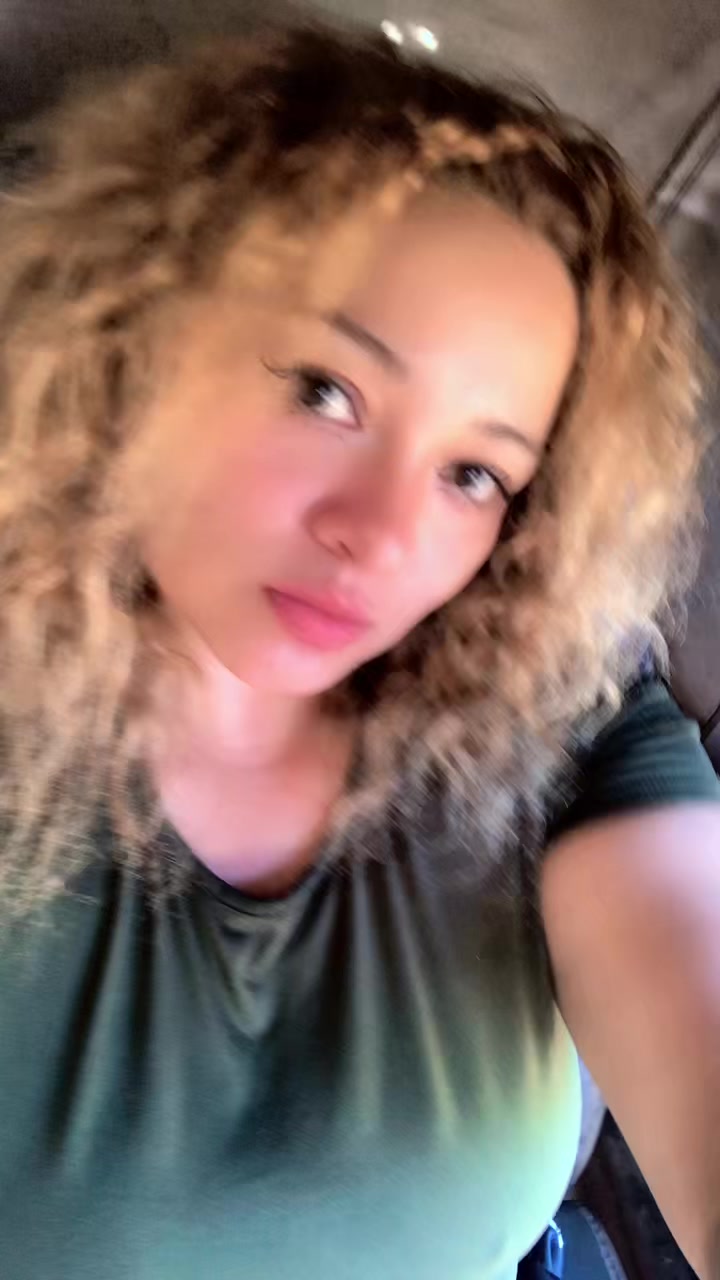 @yessitunenita