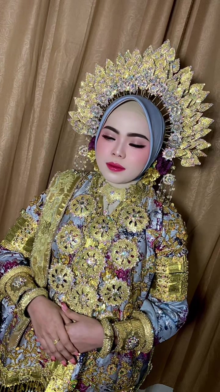 @hermawatimakeuphairdo,MUABone
