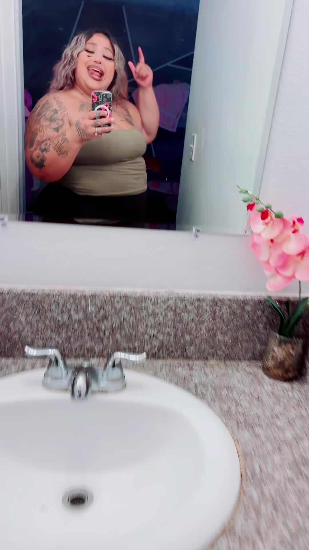 @𝑳𝒐𝒓𝒆𝒏𝒂 𝑮𝒂𝒓𝒄𝒊𝒂💋