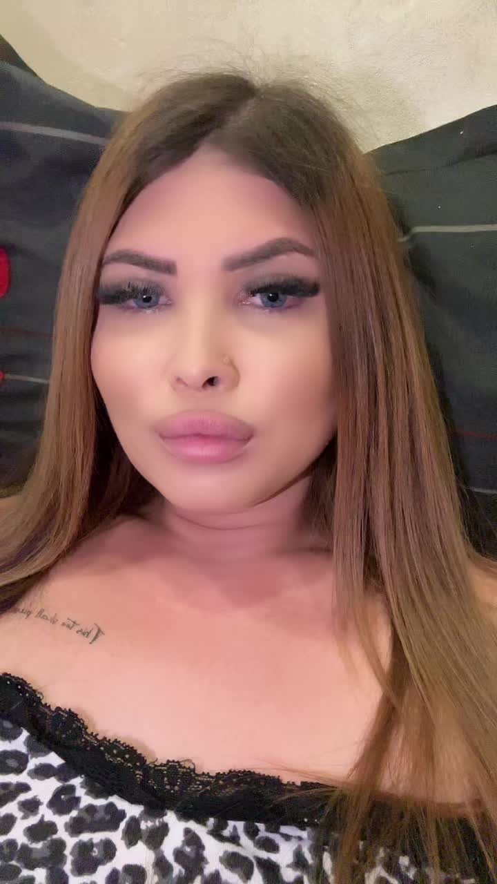 @Bibi11