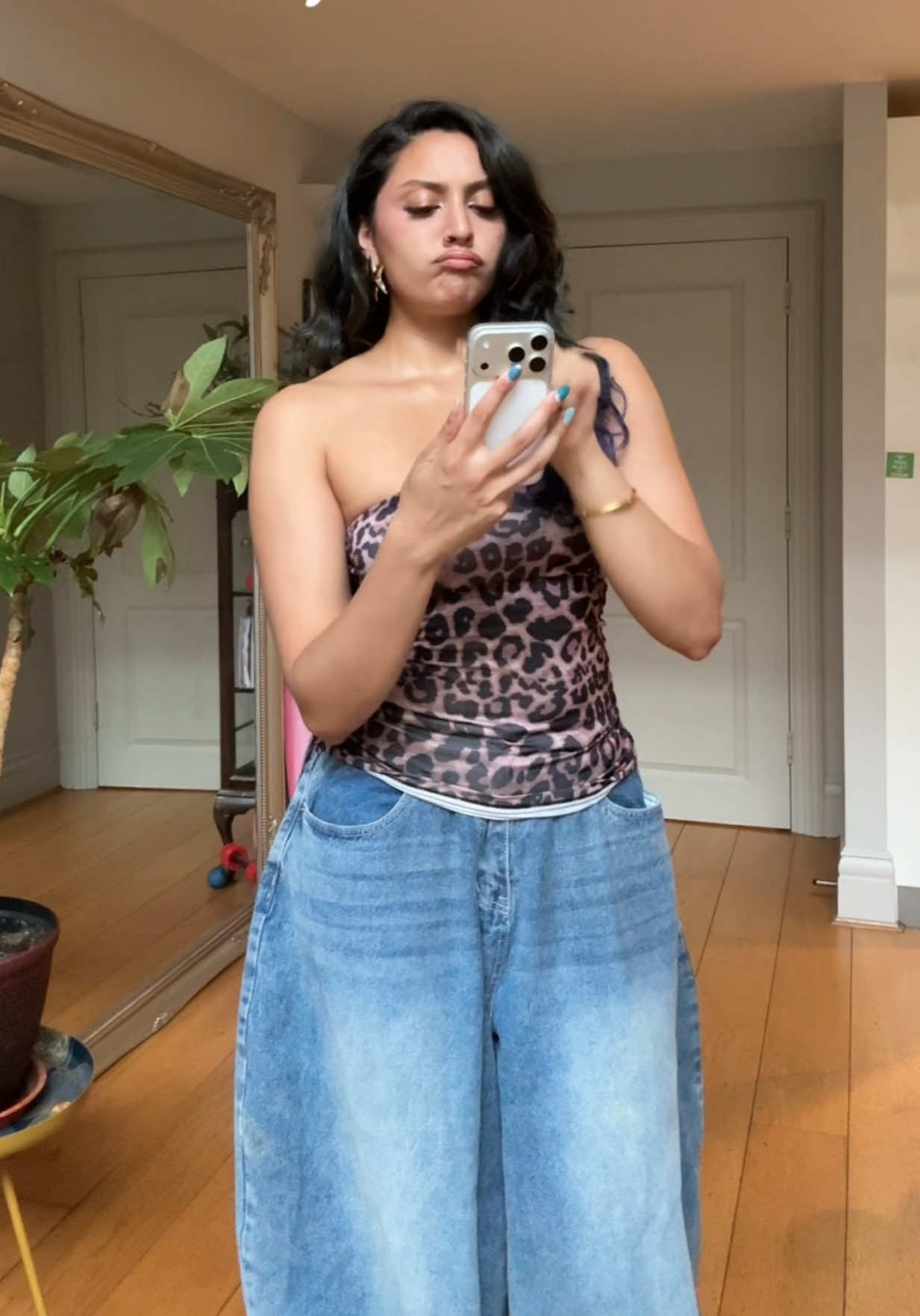 @sara deshmukh