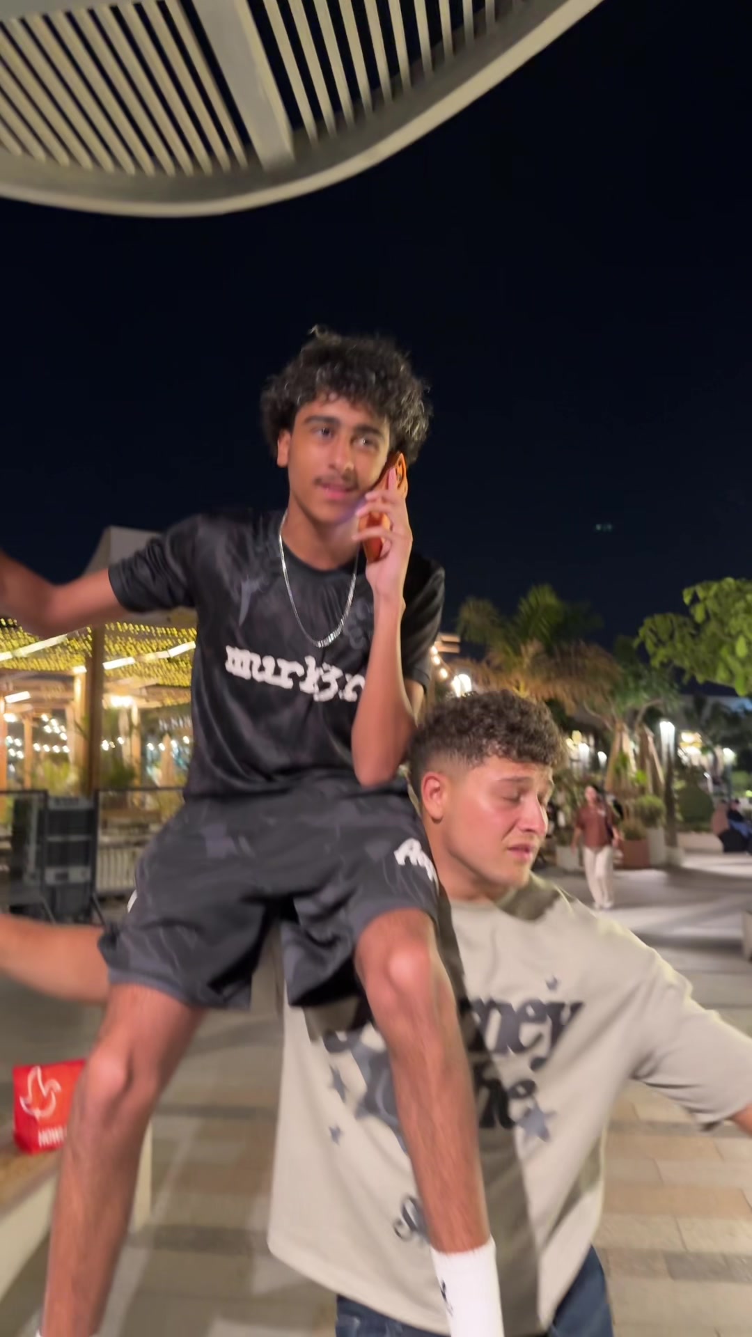@𝐀𝐝𝐡𝐚𝐦𝐲𝐲