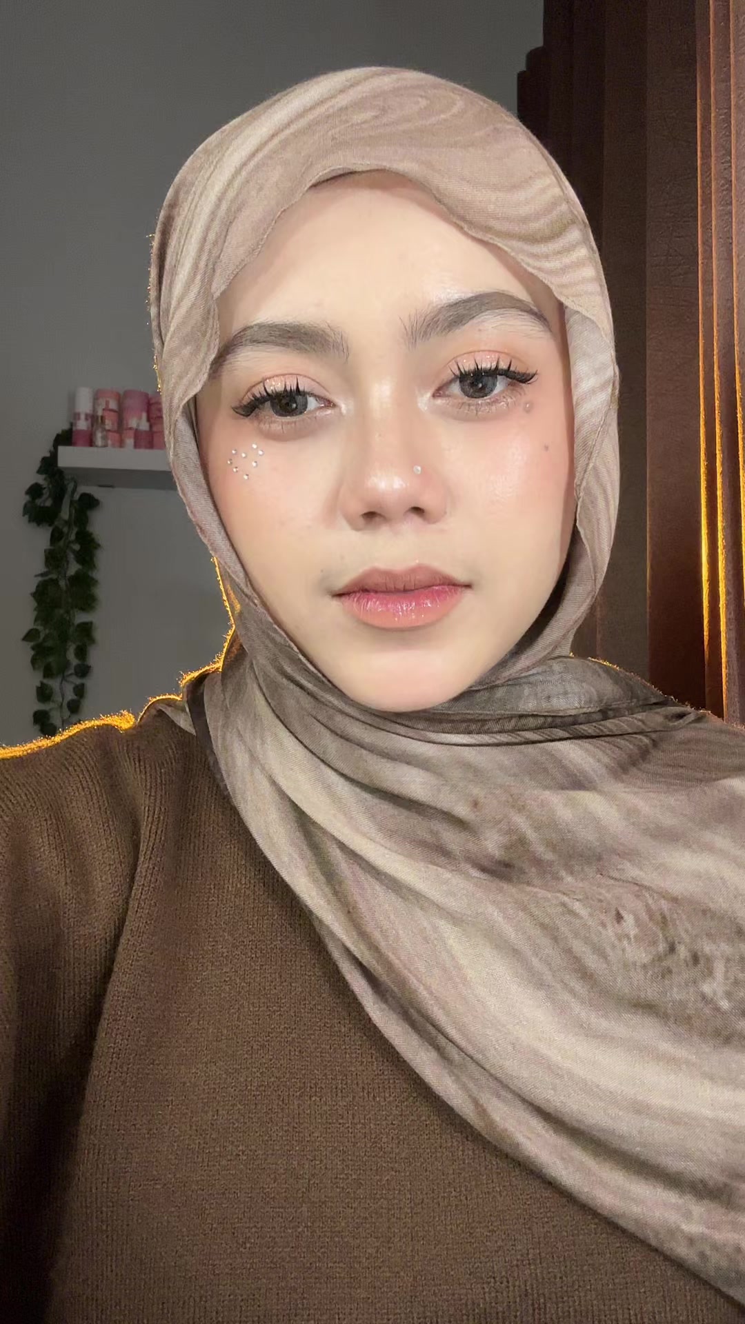 @هستي