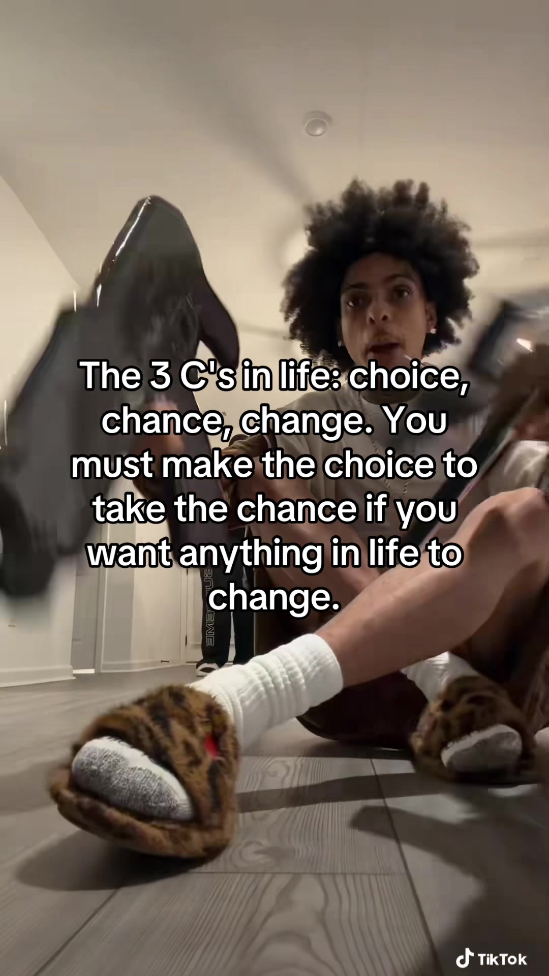 @￼