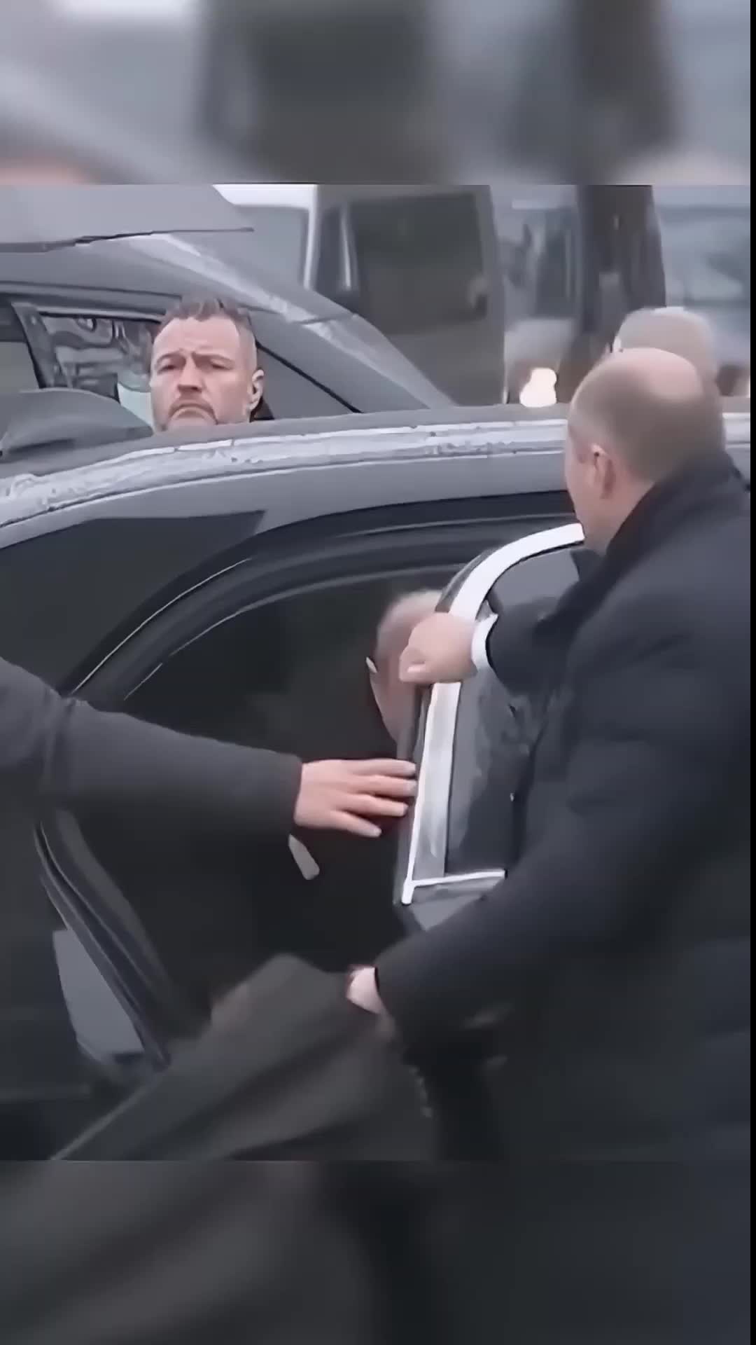 @𝐂𝐑𝐄𝐌𝐀𝐓𝐎𝐗
