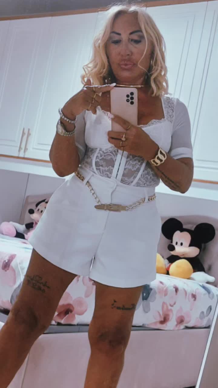 @annamaria