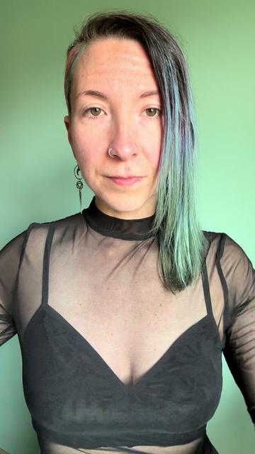 @Lenore Lovestruck💘 ✨