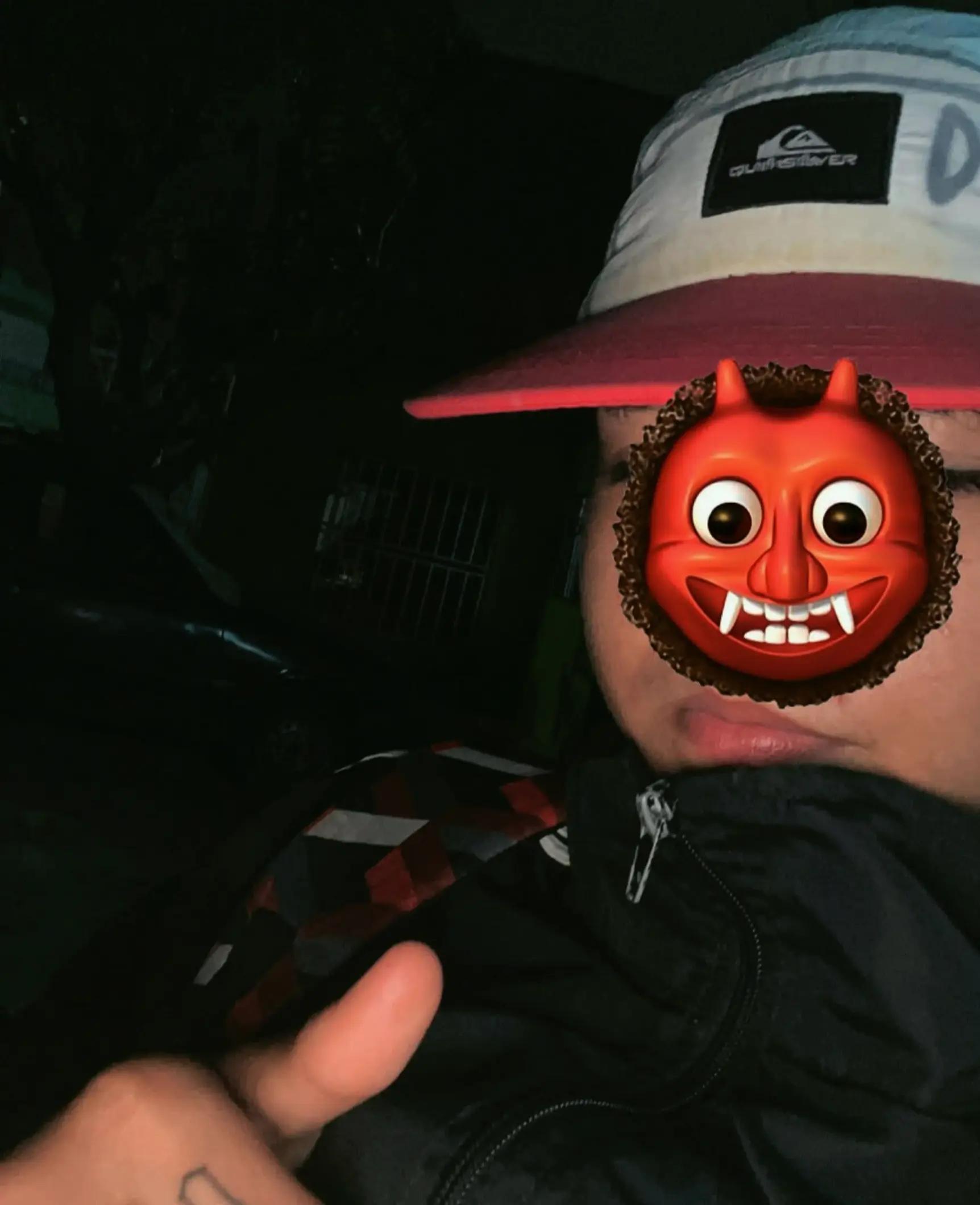 @🕷.