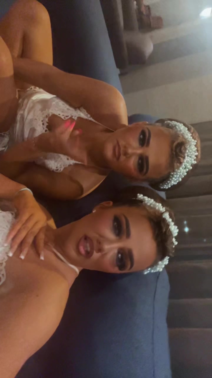 @ellensmag_18x