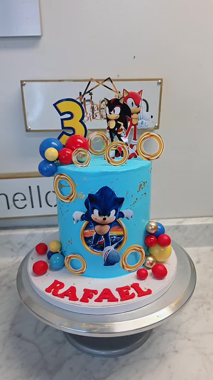 @AmazingCakesByYessy