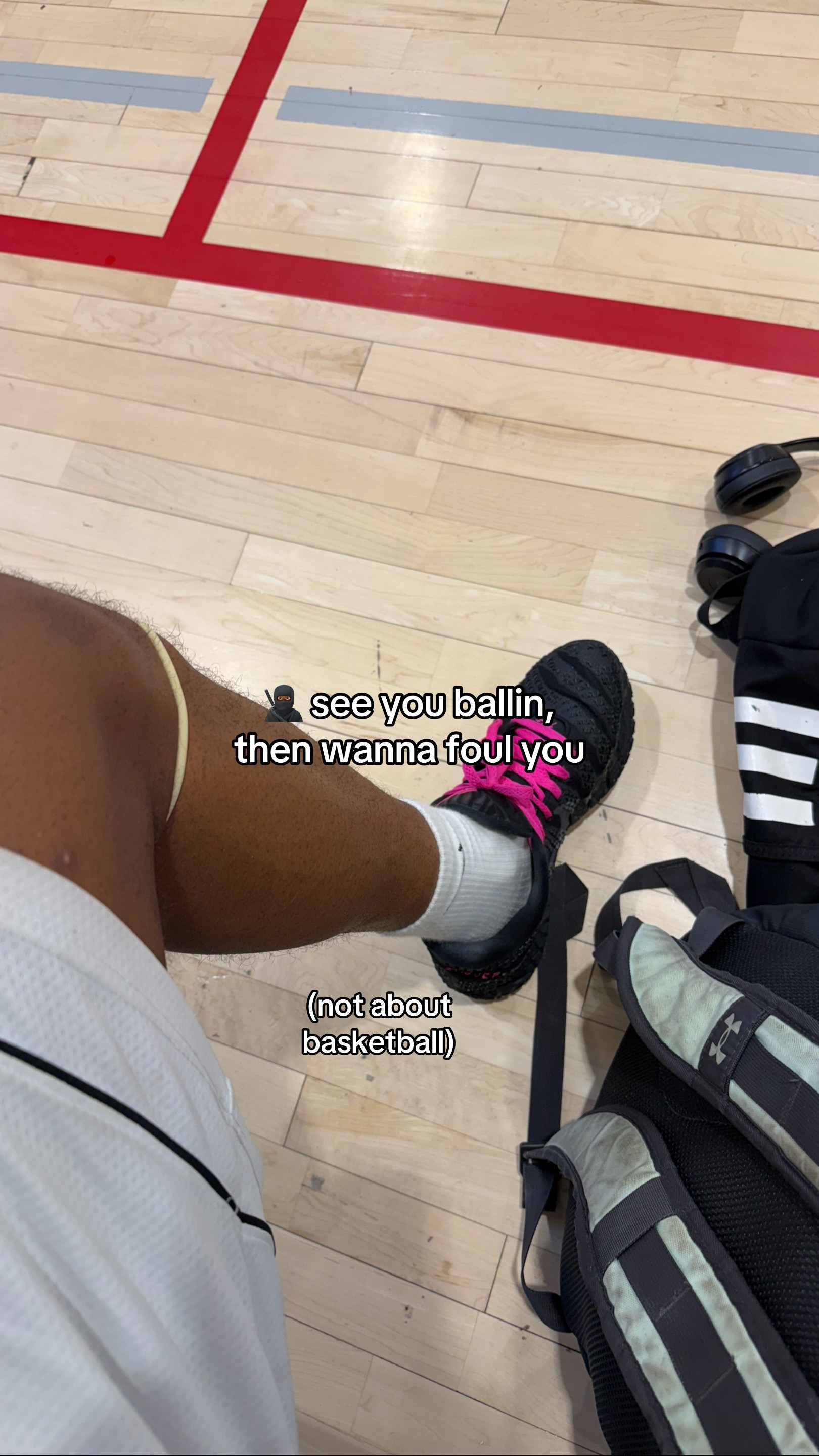 @￼