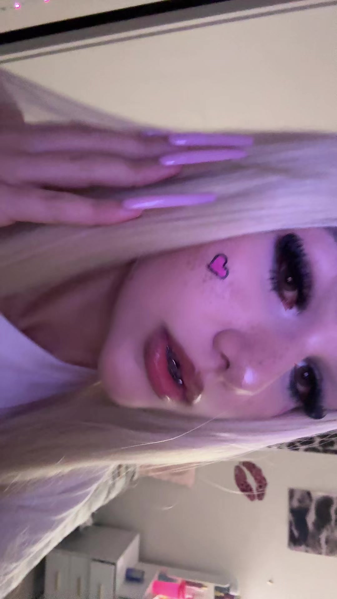 @Тгк: Sofiiamew5🪽