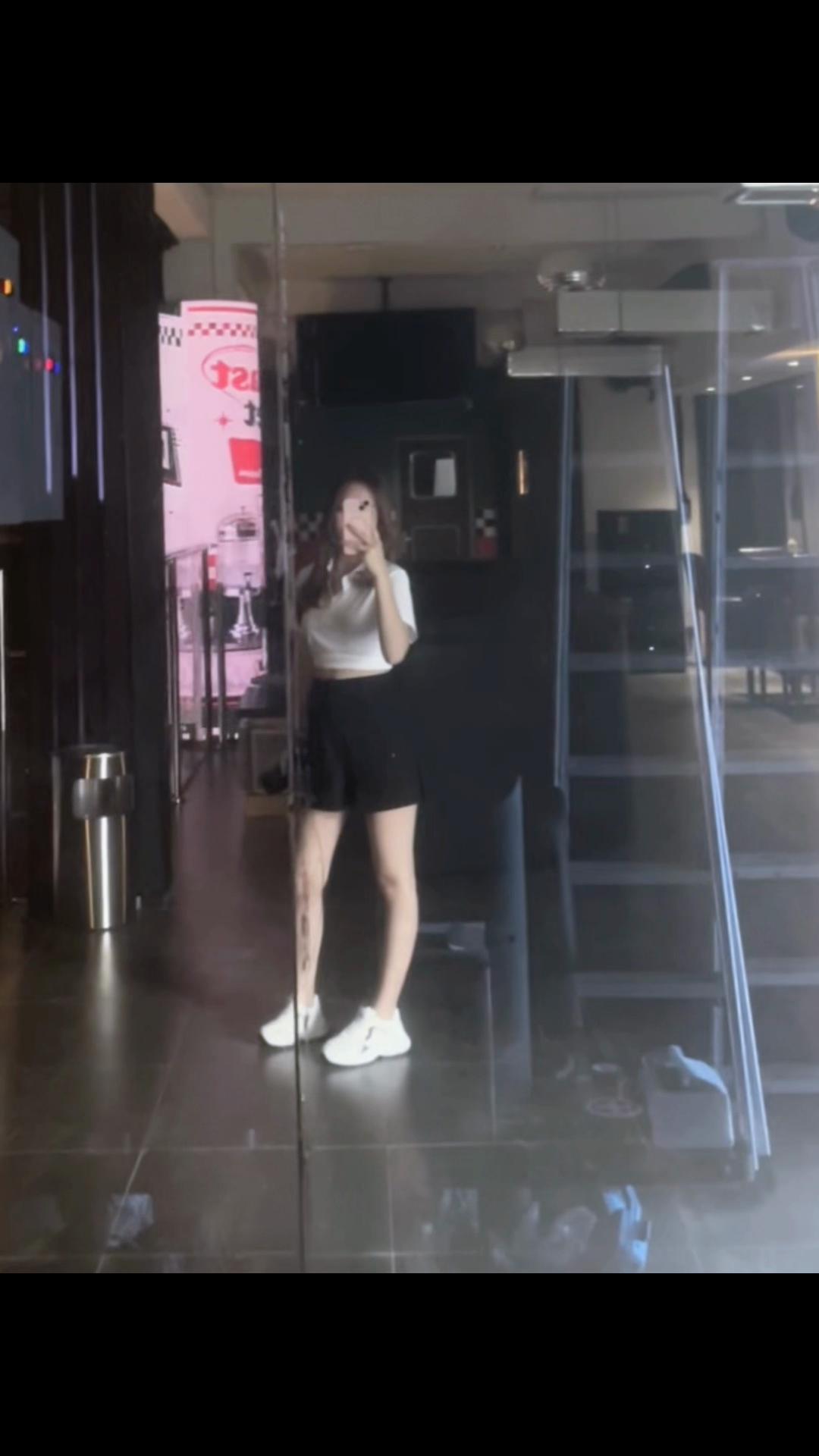 @亞歷克斯