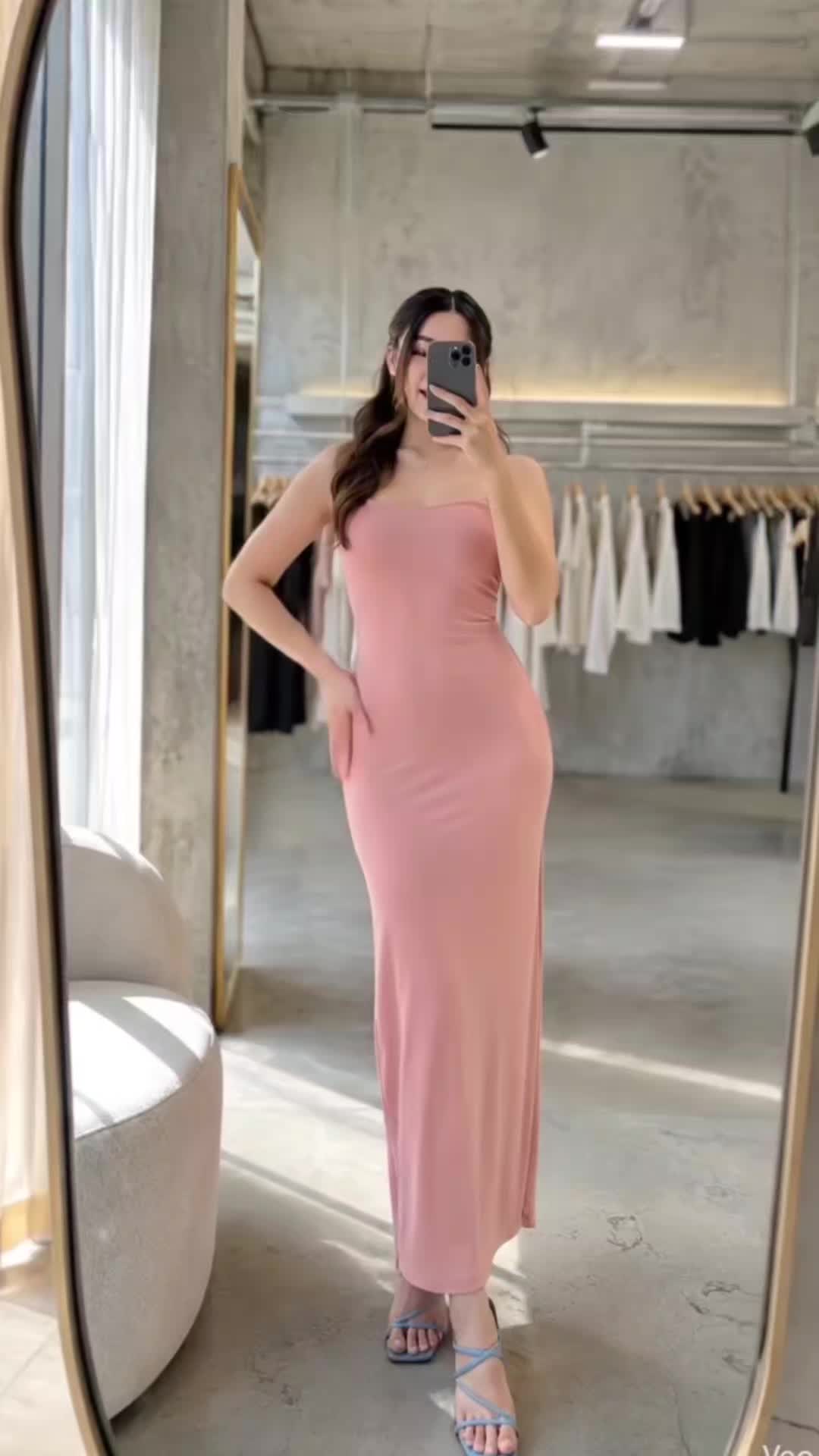 @AuraFemina