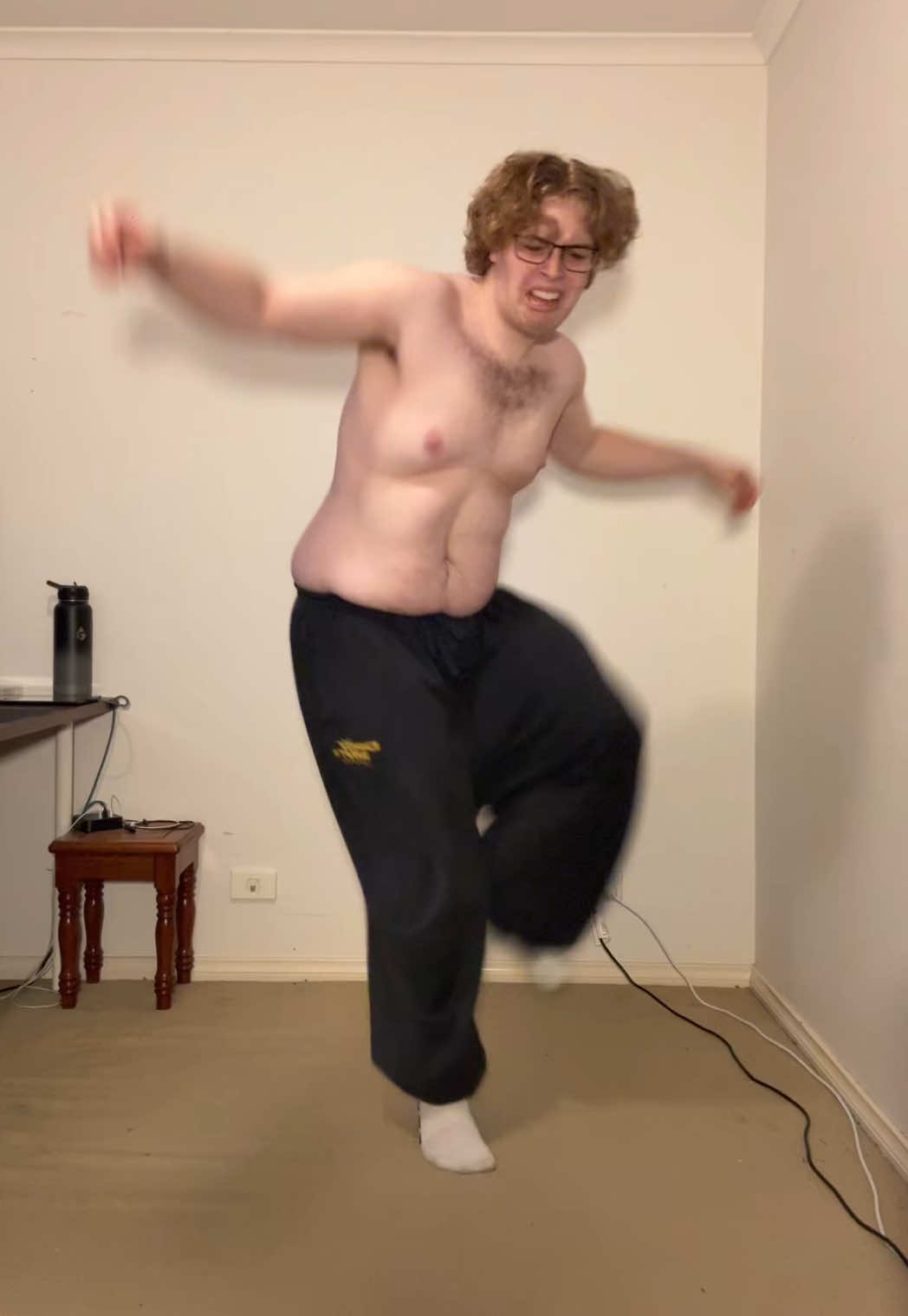 @Maakwithak