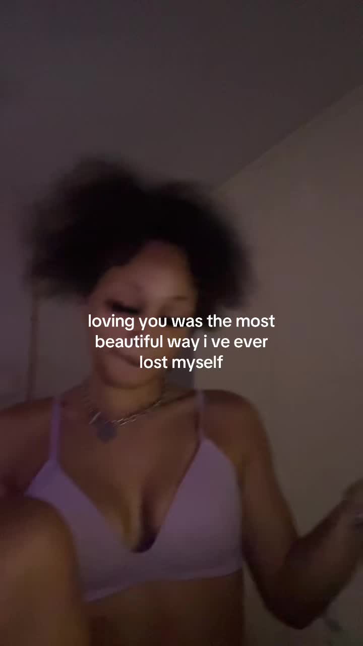 @sorrowsiren&bull;