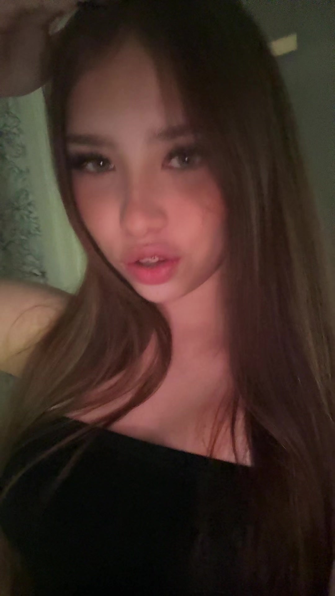 @Лемурова