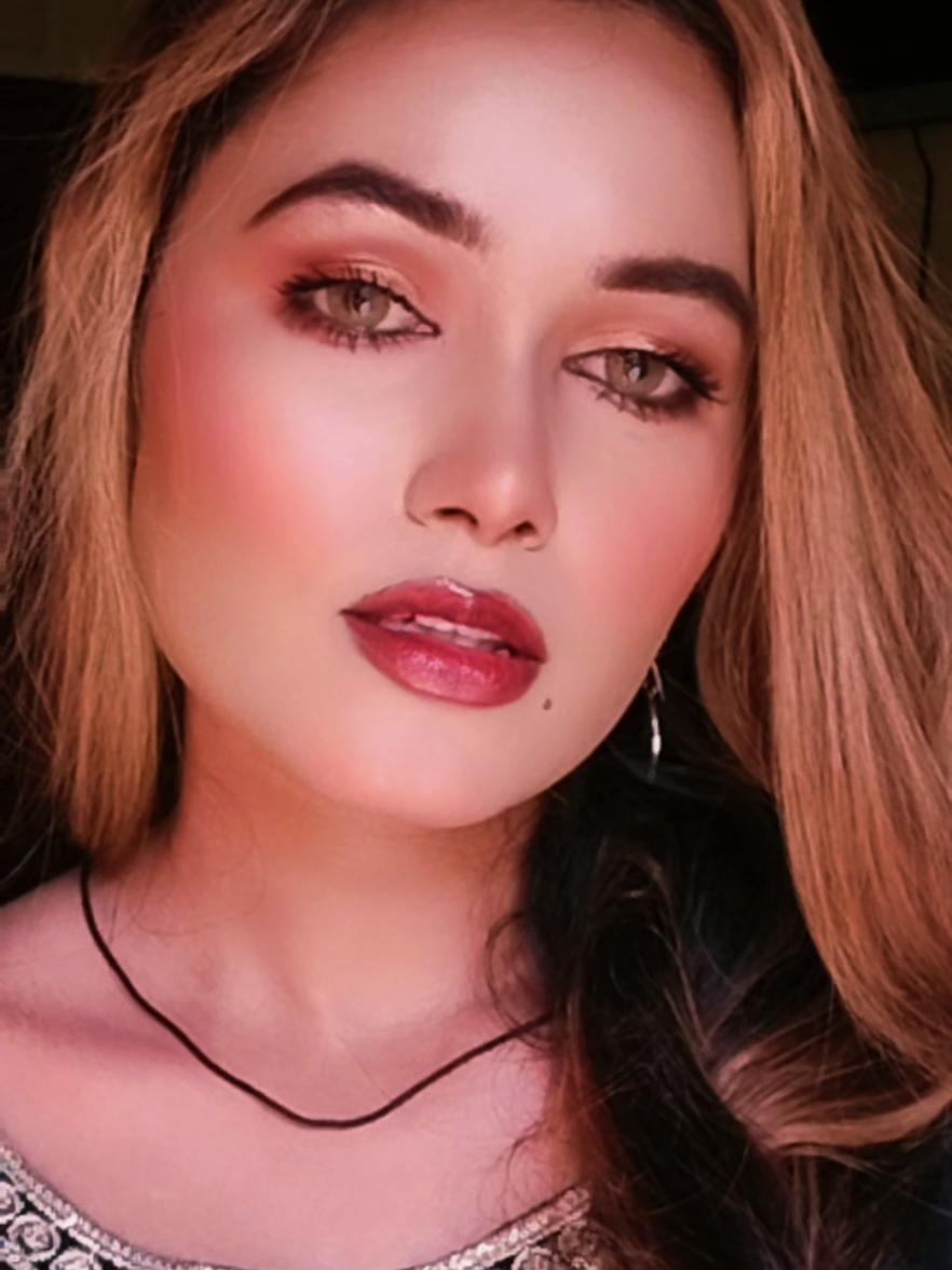 @👑𝓜𝒰𝒮𝒦𝒜𝒩  𝒬𝒰𝓔𝓔𝒩 👑