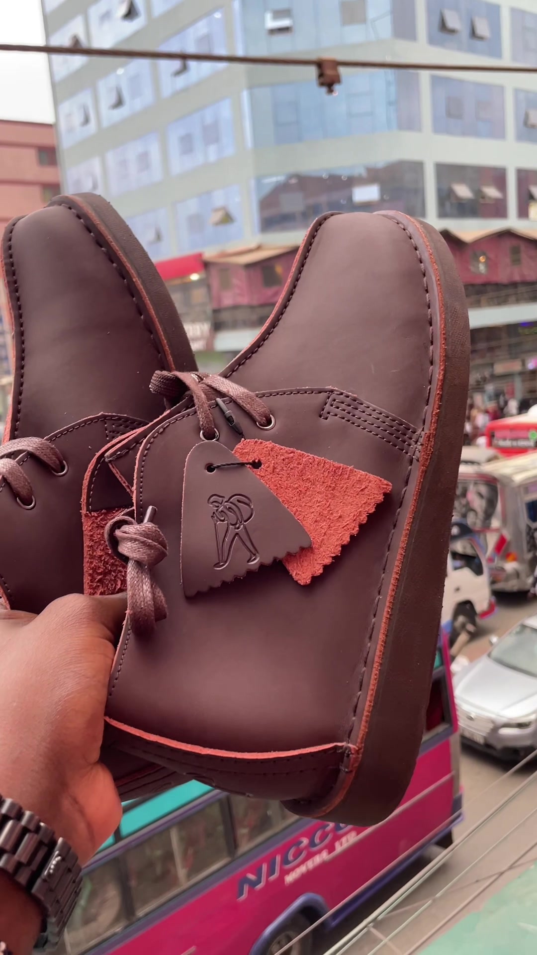 @URBAN SHOES