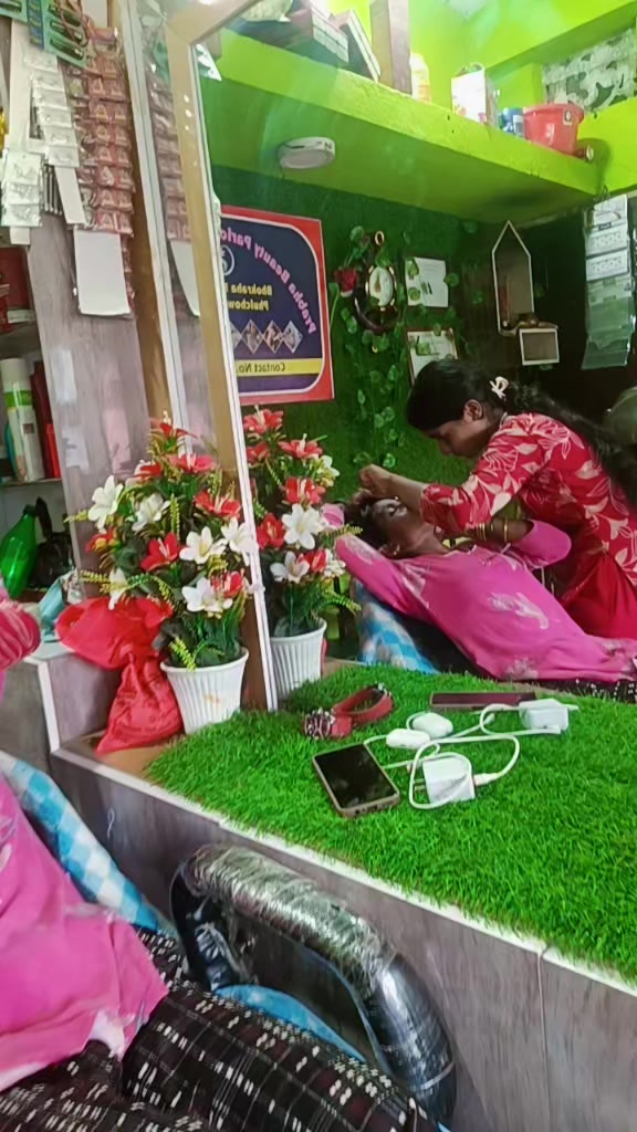 @Yadav beauty parlour