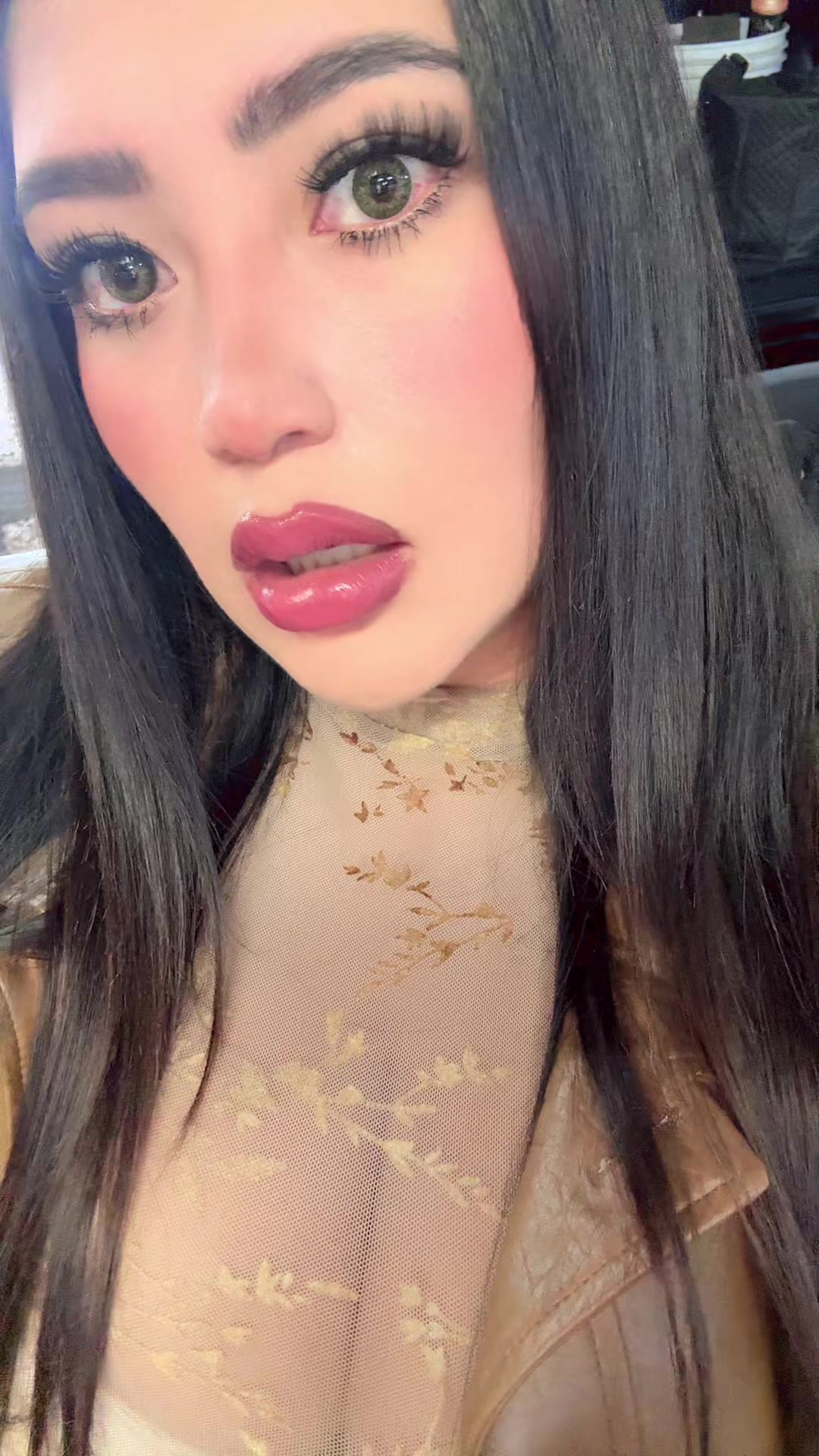 @Esmee Almaraz