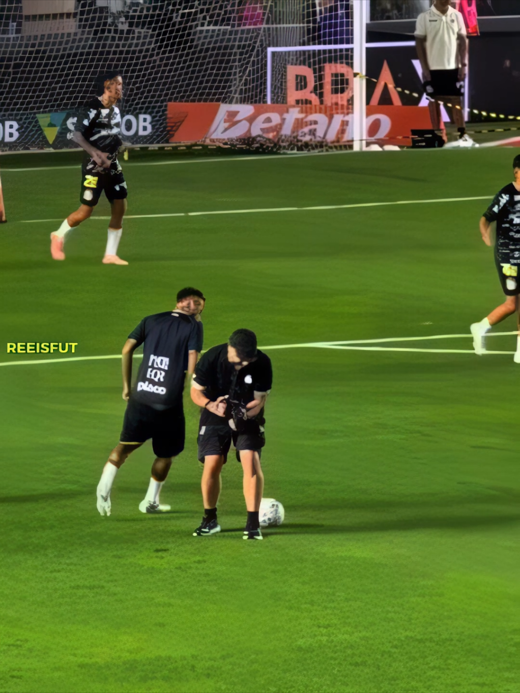 @𝗥𝗲𝗲𝗶𝘀