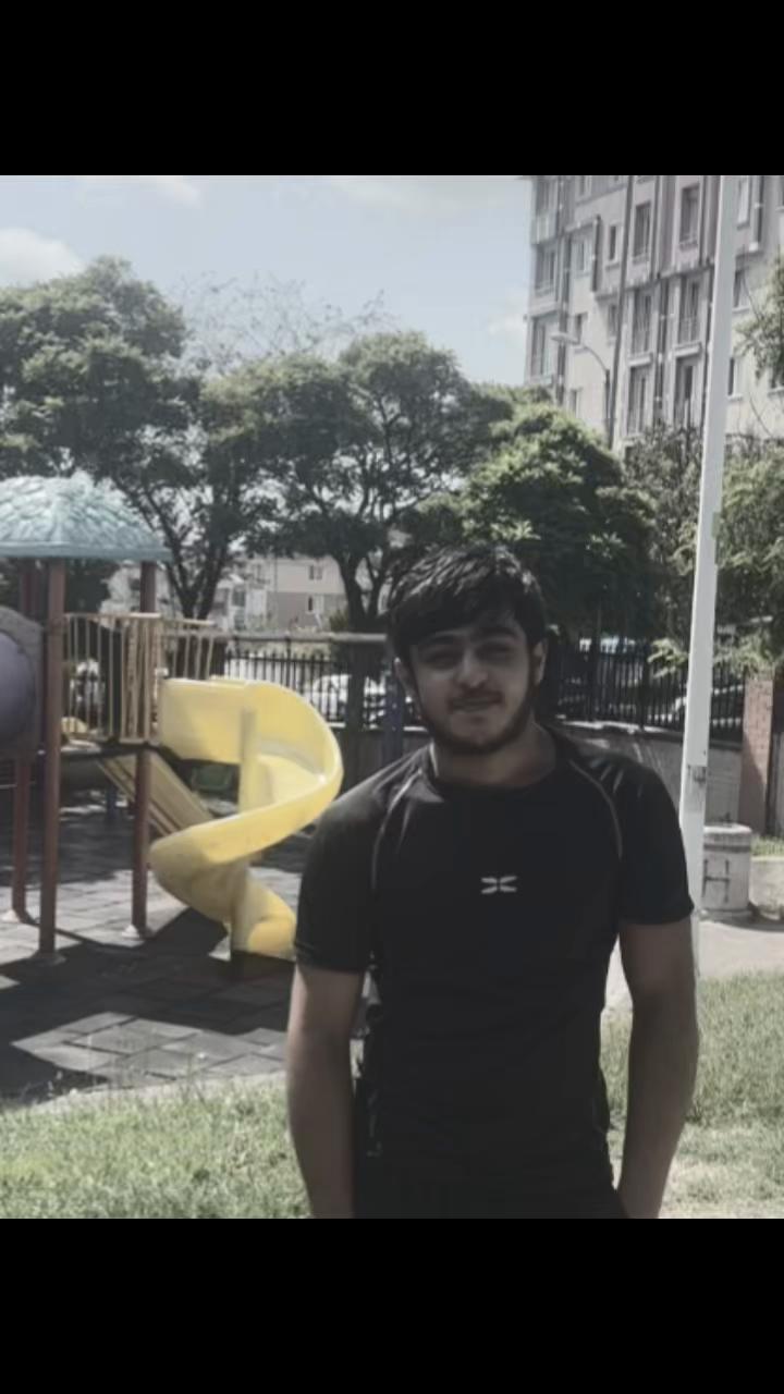 @R🖤