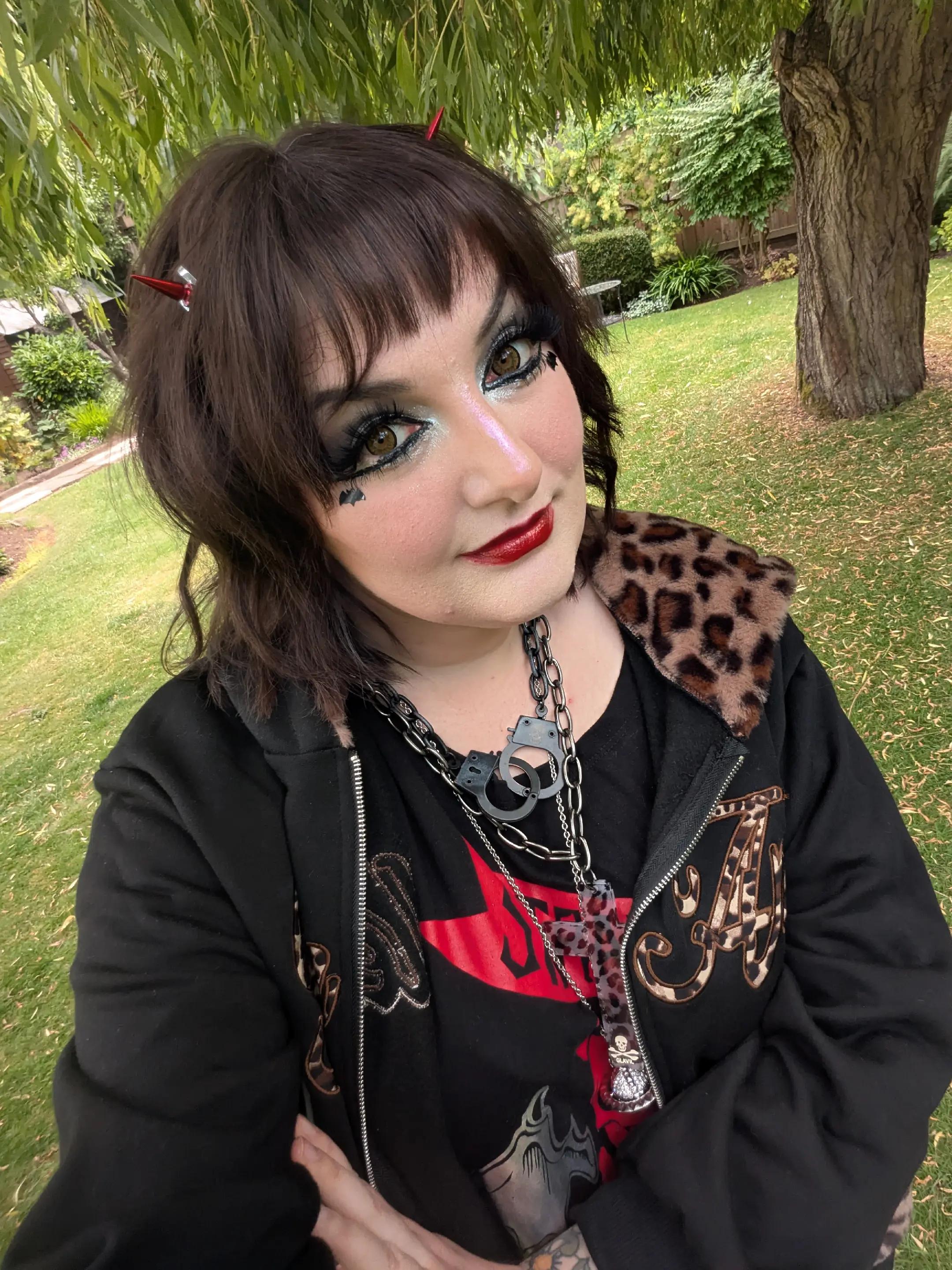 @cosmicghostie