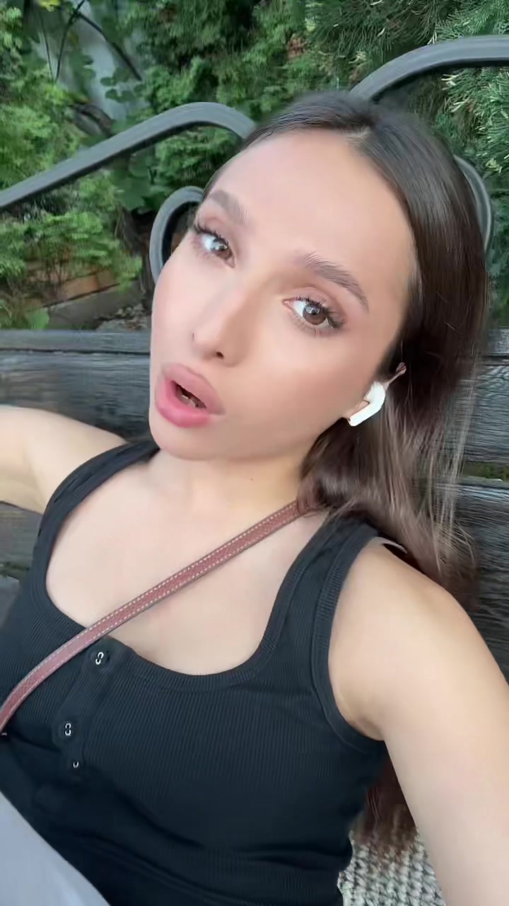 @d