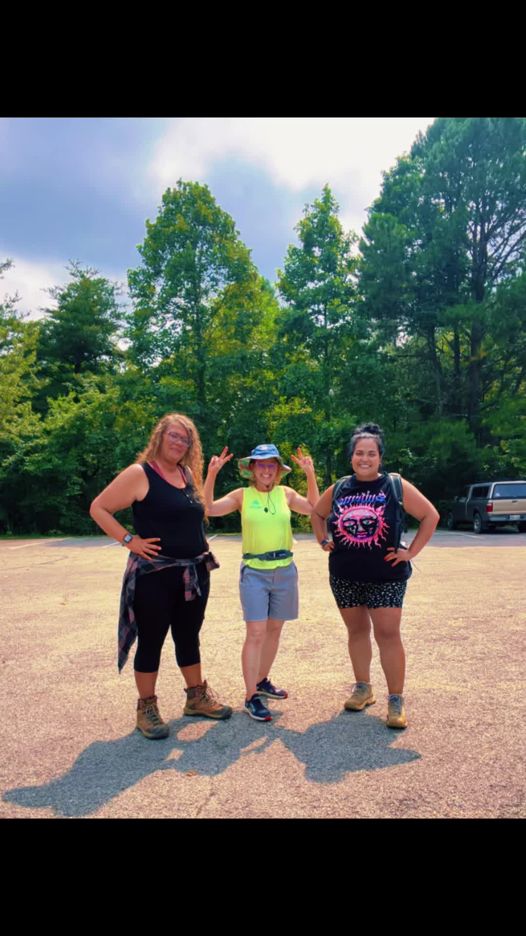 @Ashley 🥾 ✌️🧘&zwj;♀️