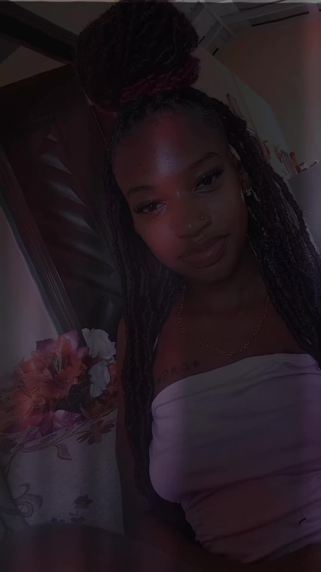 @user 🦋shana 🍒😘