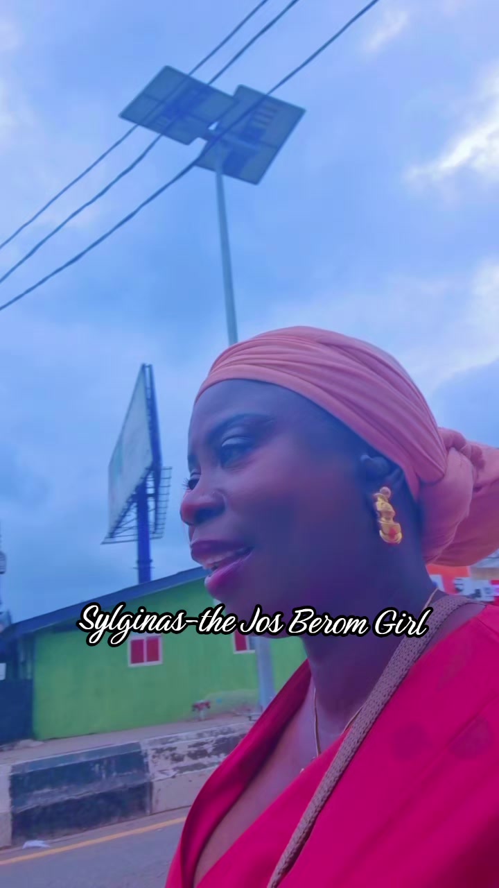 @SYLGINAS the Jos Berom Girl