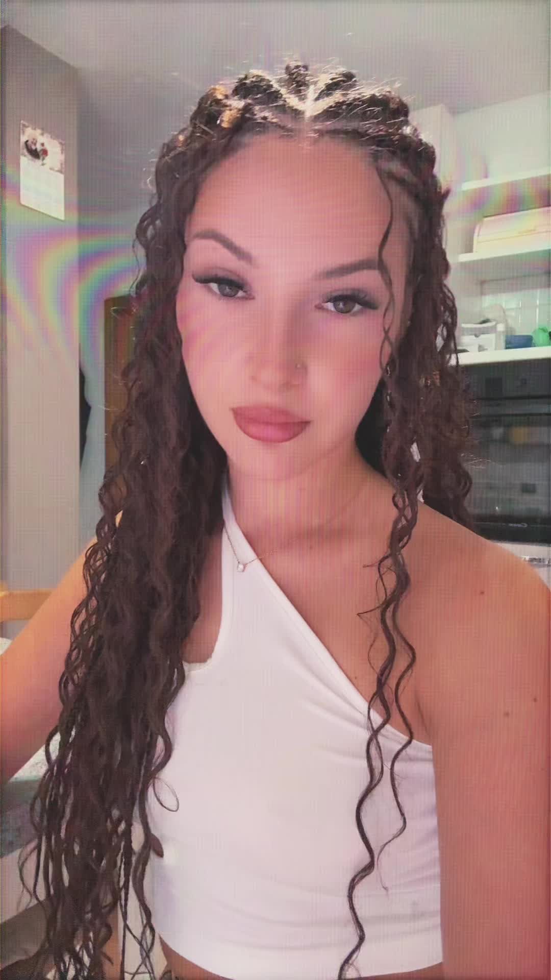@Kitty🌙