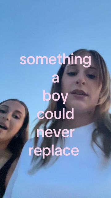 @emma live