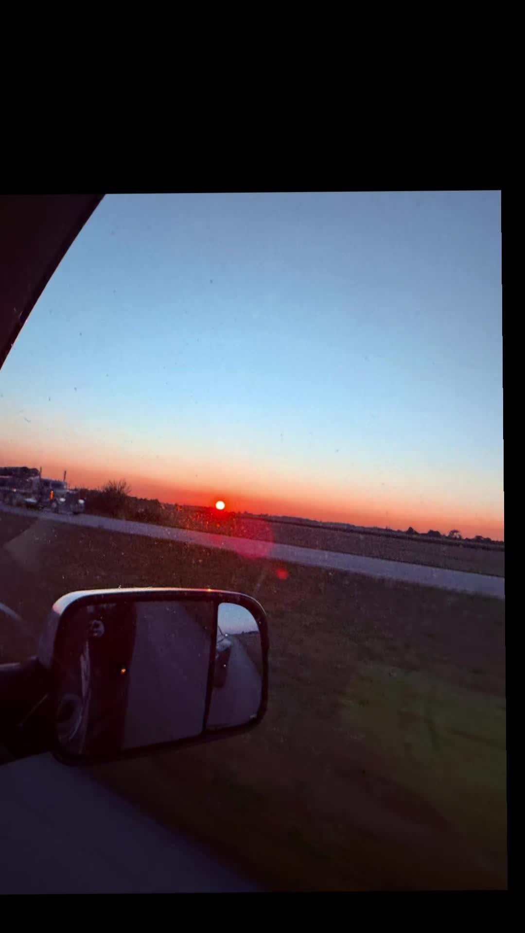 @💔 tormenta en el cielo🇺🇲 🌅