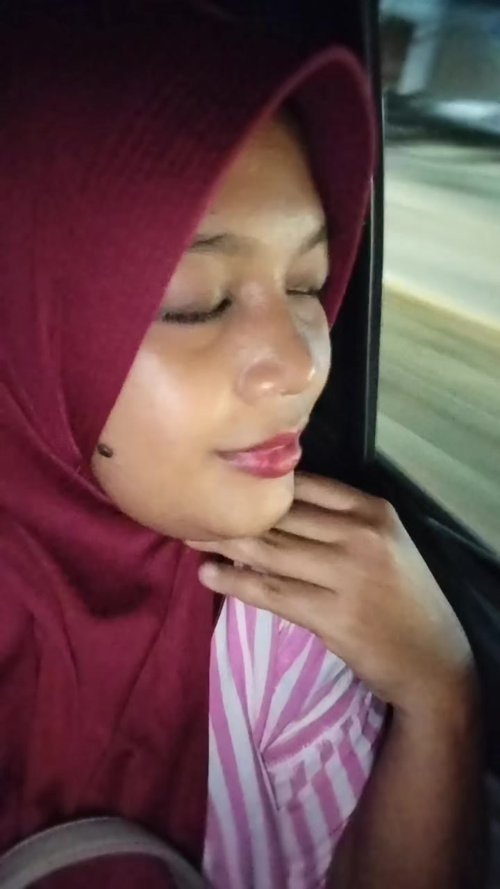 @Desyalif