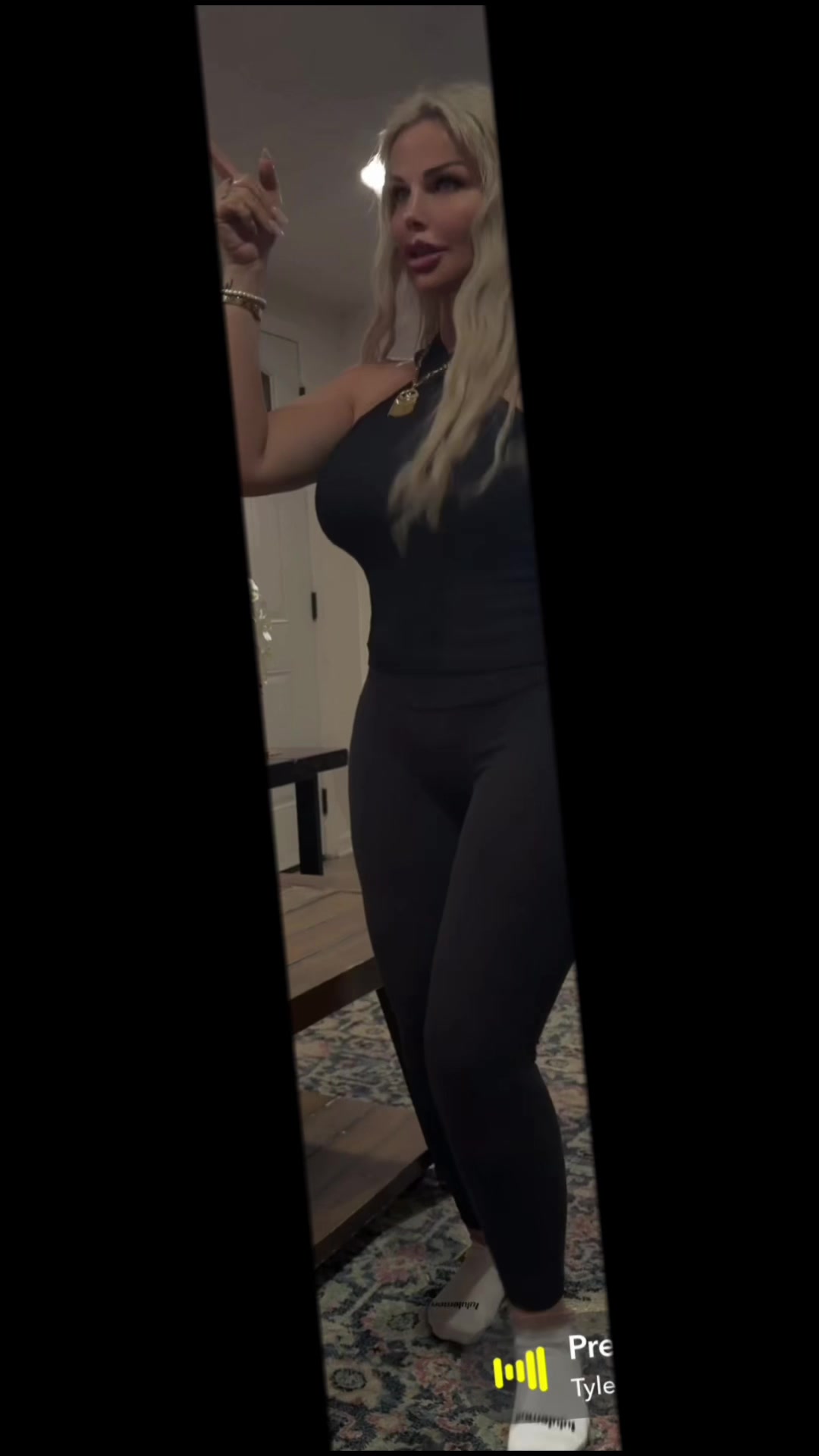 @Nanio