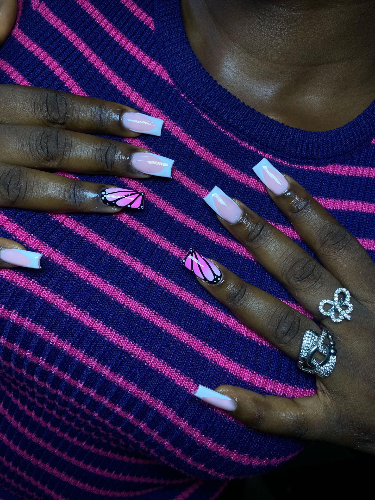 @NAILS /LASH TECH IN ENUGU