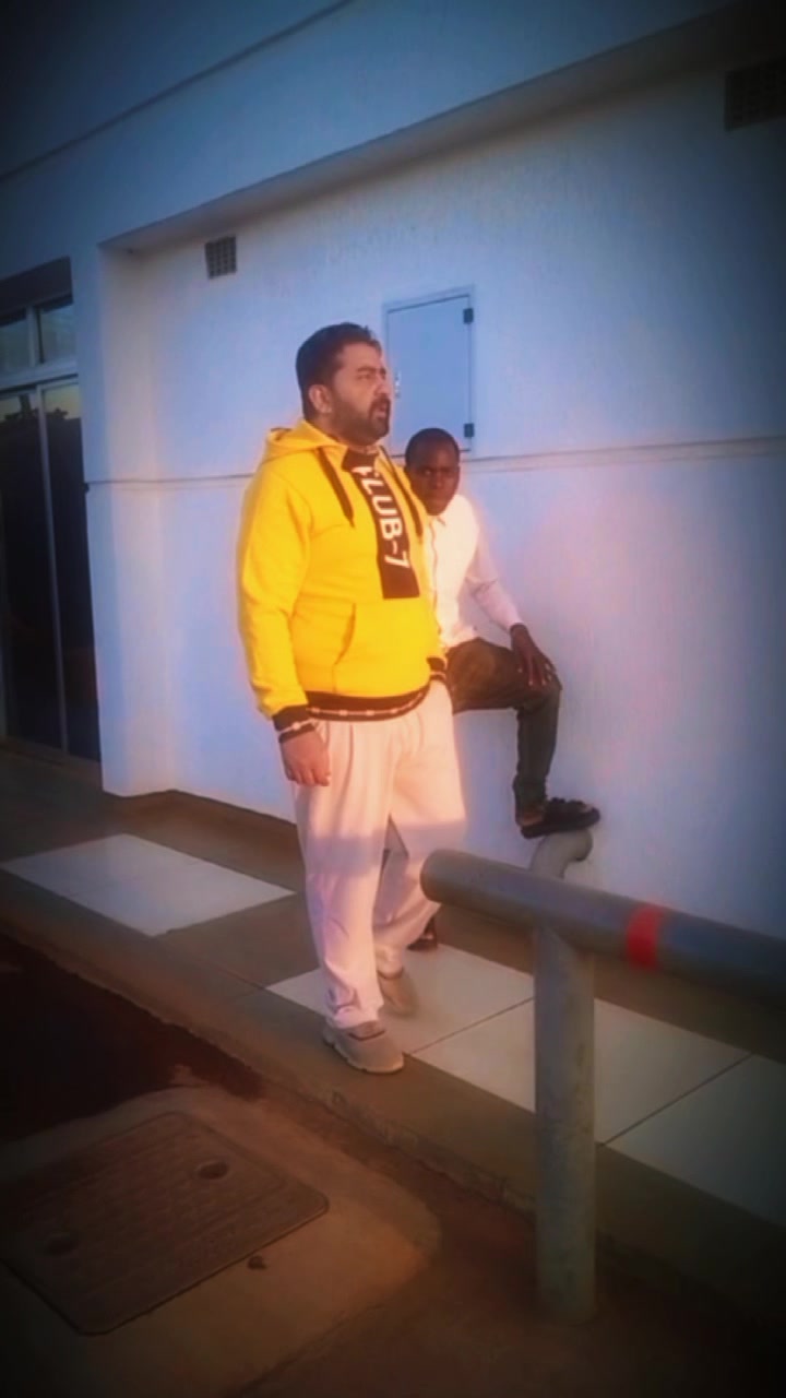 @Yasir Bhatti