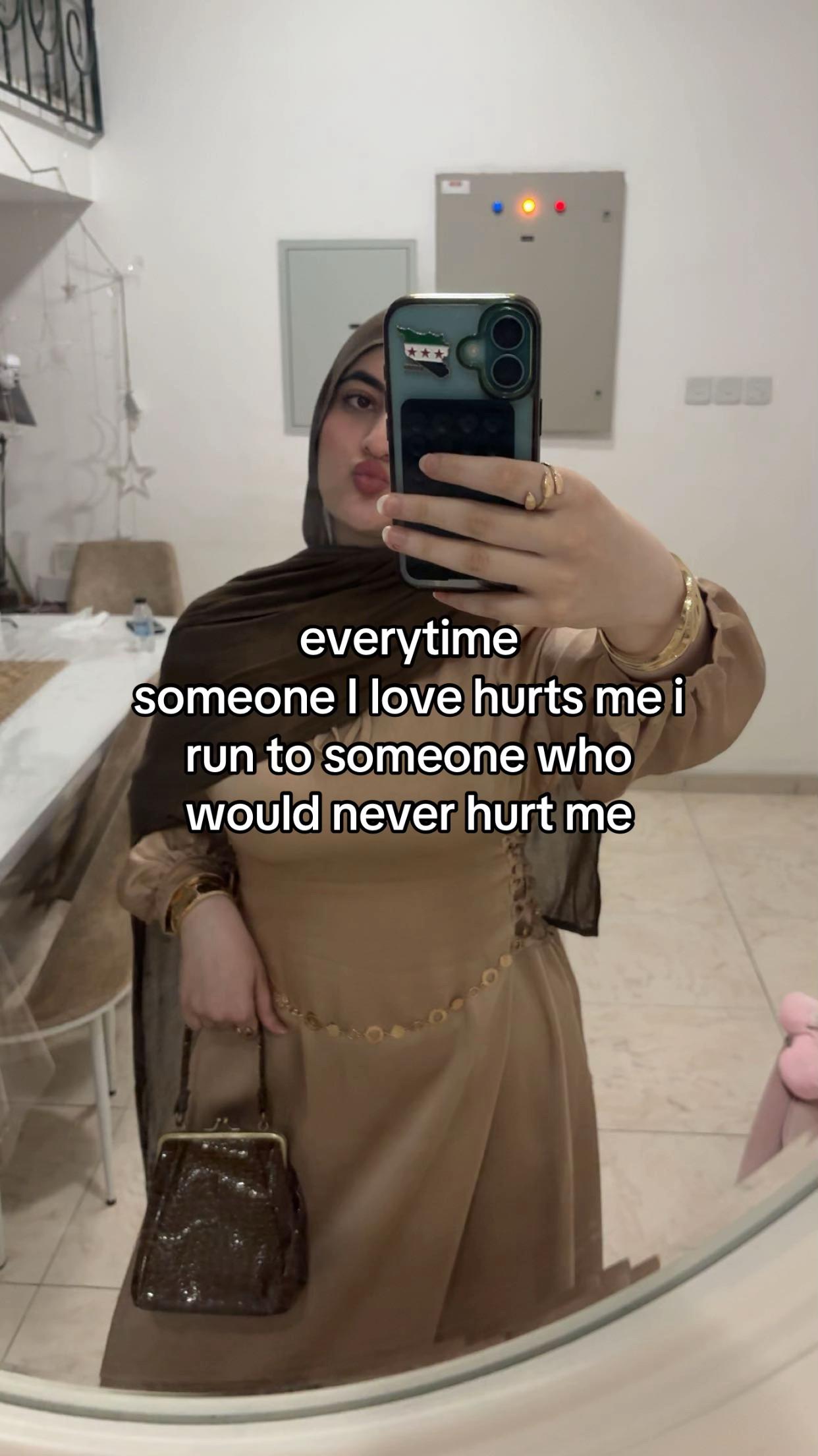 @julia 🇸🇾/🇸🇪