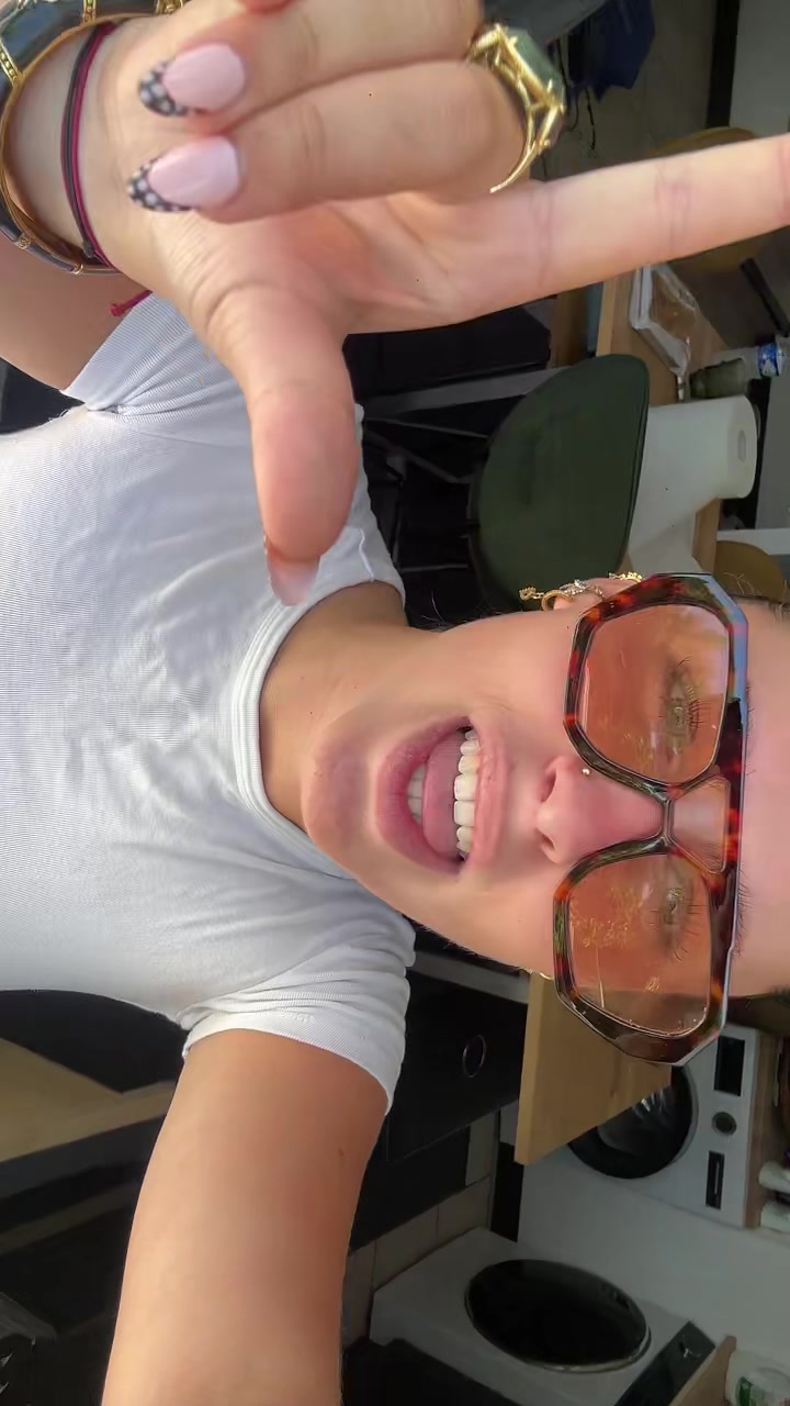@Tess_brtm