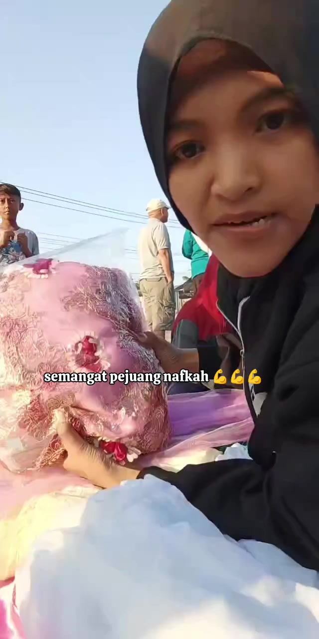 @Aanz pemburu RAPUNZEL 💃