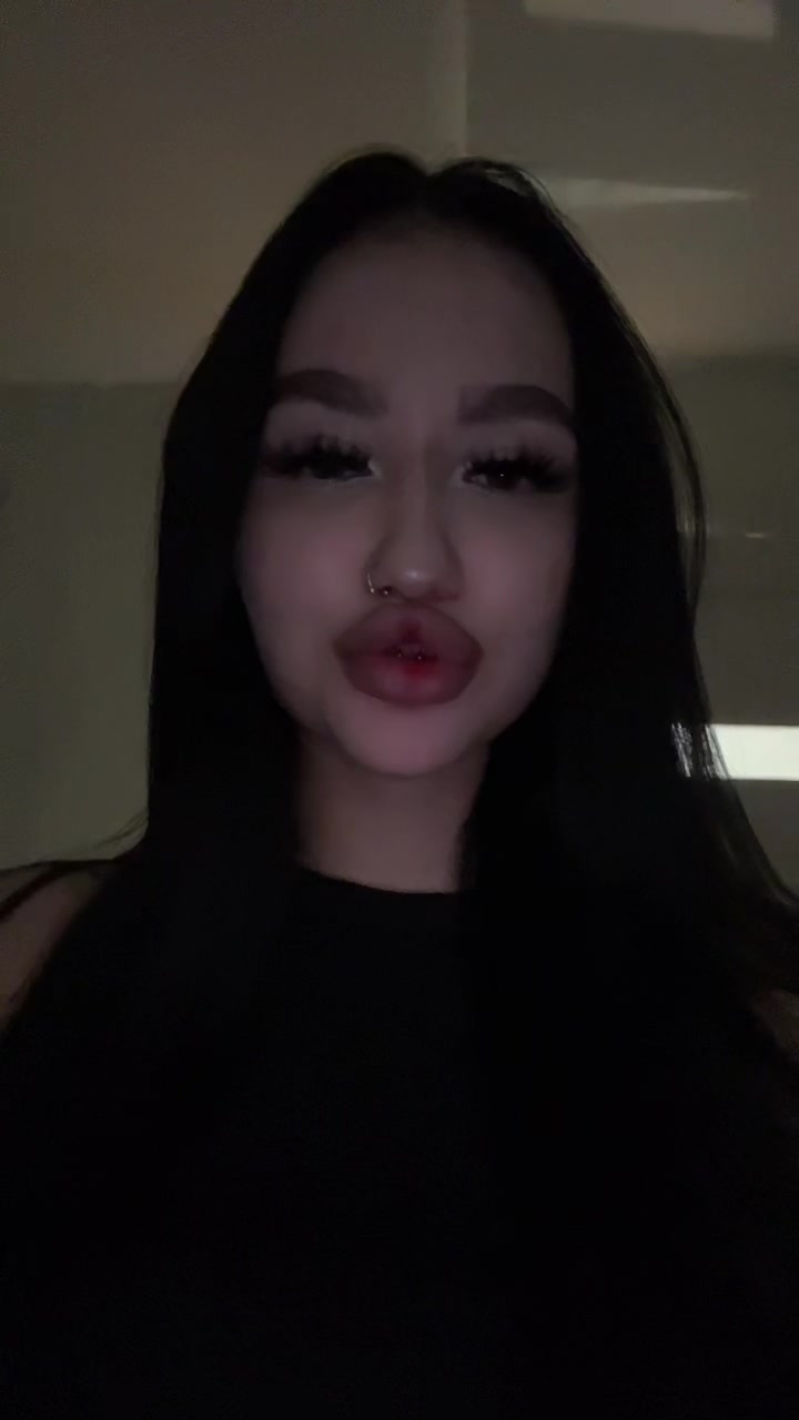 @Кошка