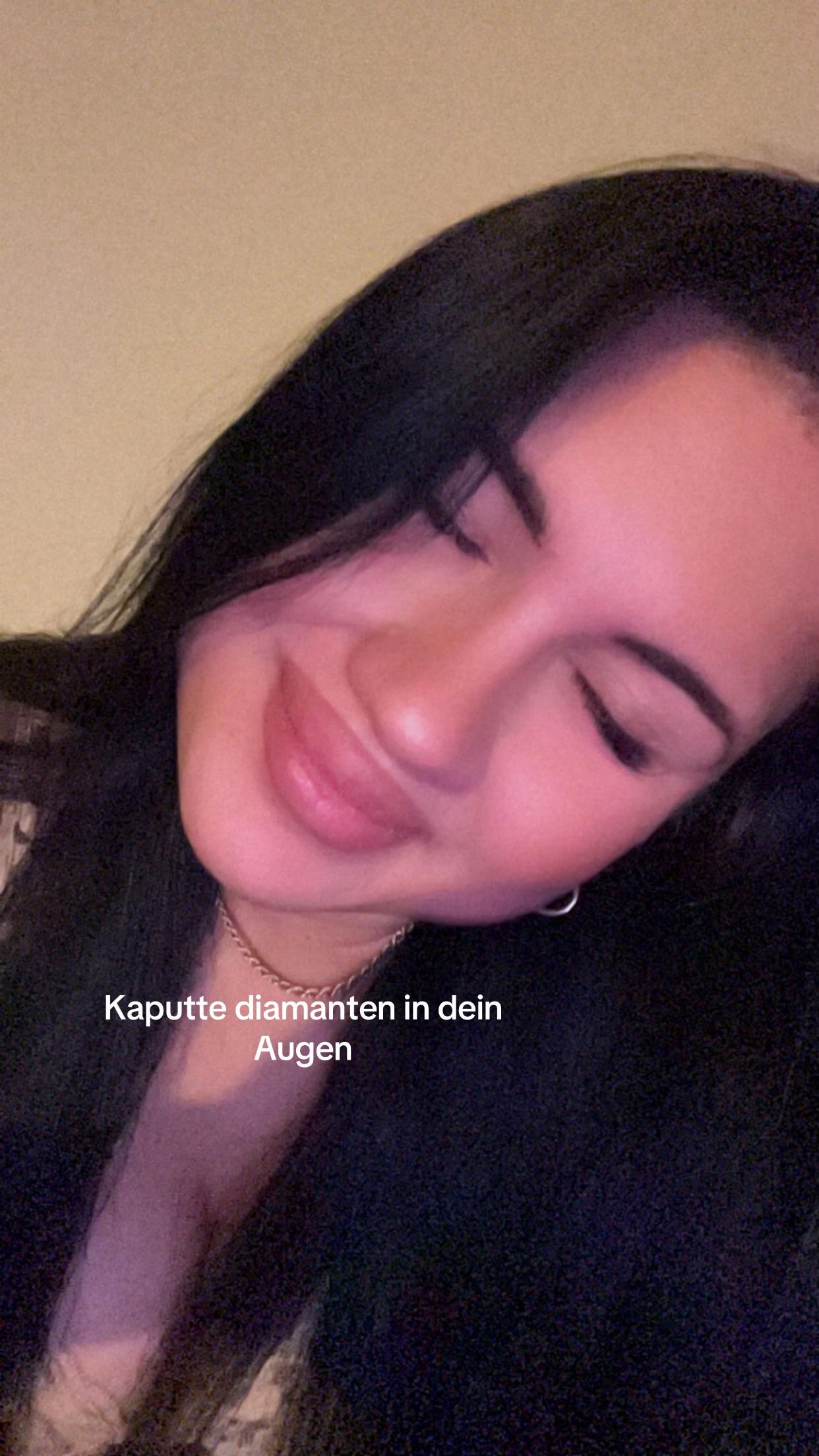 @Emi